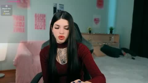 Molly online show from June 2026 04:50:02 AM