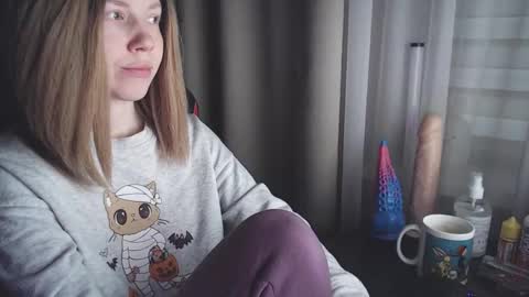 I have new photos come and see with love Molly online show from March 2025 04:56:02 AM