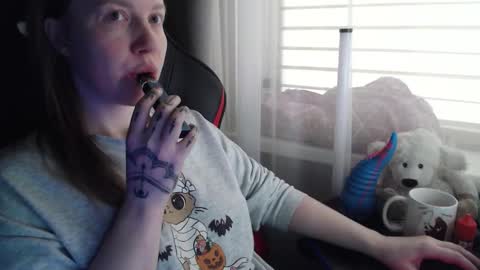 I have new photos come and see with love Molly online show from February 2026 09:02:01 AM