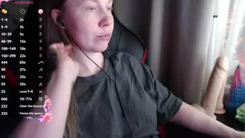 Snapshot of molly_royse chatting on July 2026 04:50:01 AM I have new photos come and see with love Molly online show from July 2026 04:50:01 AM