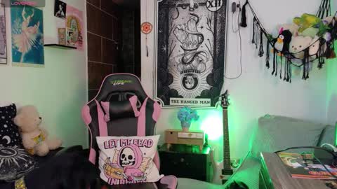 Molly online show from February 2026 05:56:01 AM