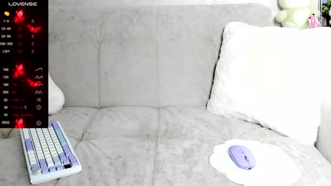 Snapshot of molly_sweetbaby chatting on January 2025 03:37:02 PM Ill tell you when were private online show from January 2025 03:37:02 PM