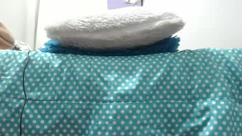 Snapshot of mollyandbra chatting on February 2025 11:27:01 PM Molly And Brad online show from February 2025 11:27:01 PM