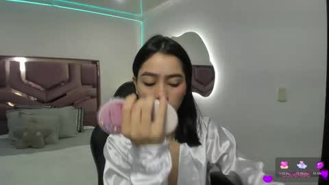 Molly  online show from March 2025 11:39:02 AM