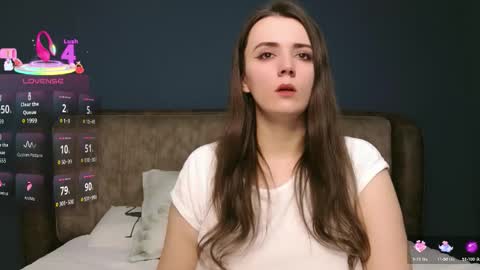 Molly online show from February 2026 07:23:02 PM