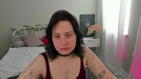 Snapshot of mollygrimes chatting on May 2026 08:52:02 AM mollygrimes online show from May 2026 08:52:02 AM