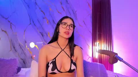 Snapshot of mollylewis18 chatting on June 2026 08:54:01 PM New girl Emily Valentina Michelle online show from June 2026 08:54:01 PM