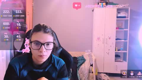  KIRA  online show from November 2025 02:13:01 AM