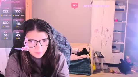  KIRA  online show from November 2025 02:34:02 AM