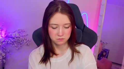 Molly online show from April 2026 10:19:02 AM