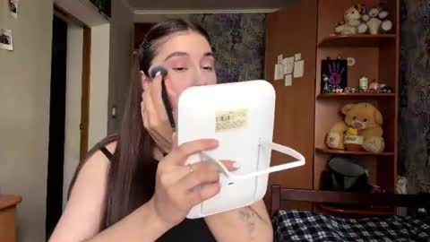 Molly online show from June 2026 09:23:01 AM