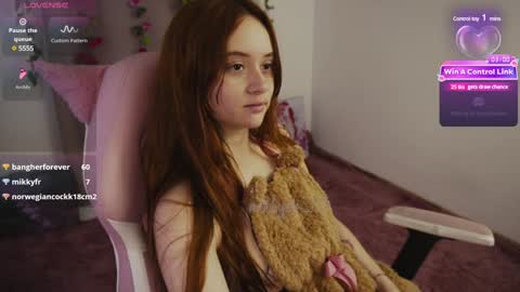Snapshot of mollysb_05 chatting on December 2024 02:05:01 AM mollysb_05 online show from December 2024 02:05:01 AM