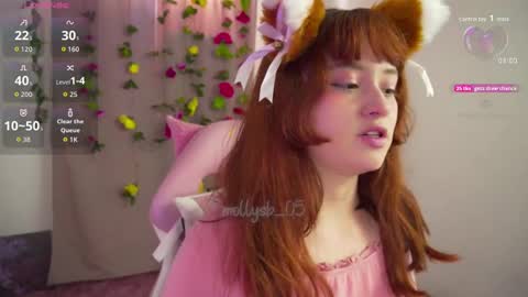 Snapshot of mollysb_05 chatting on September 2025 06:52:01 PM mollysb_05 online show from September 2025 06:52:01 PM