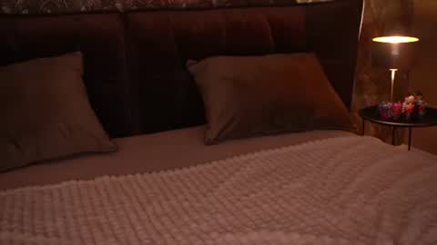 Snapshot of mollyymayy chatting on July 2026 01:25:01 AM mollyymayy online show from July 2026 01:25:01 AM
