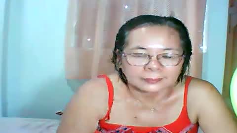 mombastic55 online show from May 2026 04:30:02 AM