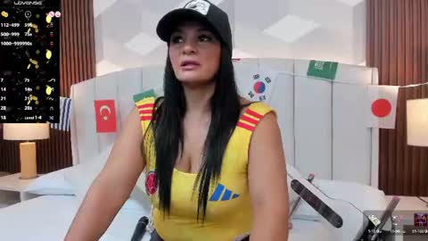 Snapshot of mommy_naughty_ chatting on June 2026 10:53:02 AM Letty Smith online show from June 2026 10:53:02 AM