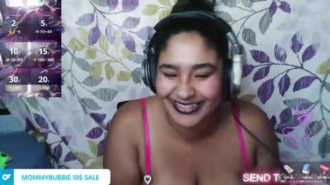 Snapshot of mommybubbles chatting on October 2025 12:25:01 PM Mommy bubbles online show from October 2025 12:25:01 PM