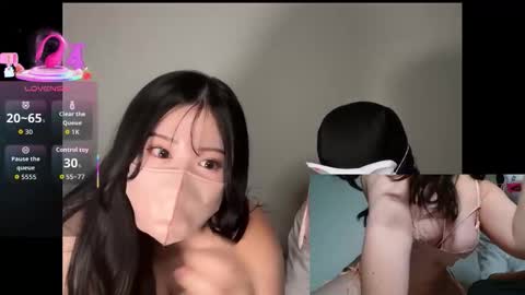 Snapshot of momo___0717 chatting on September 2025 01:13:01 PM momo___0717 online show from September 2025 01:13:01 PM