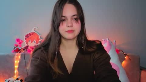 Snapshot of momomochi_ chatting on February 2026 04:06:01 AM Momo online show from February 2026 04:06:01 AM