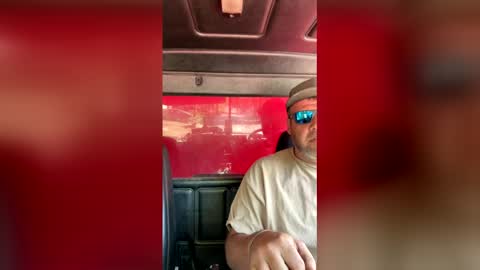 justTHEit online show from April 2026 02:55:02 PM