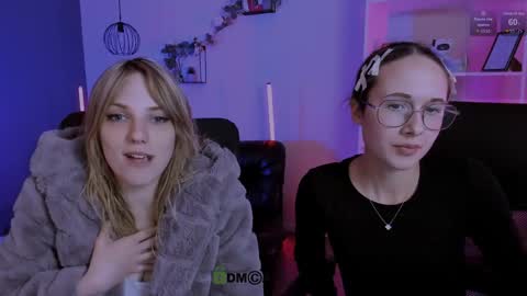 Mona  online show from April 2026 07:18:01 PM