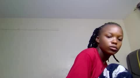 Snapshot of mona_luv1 chatting on September 2025 12:10:02 AM Mona online show from September 2025 12:10:02 AM