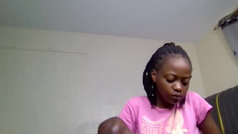 Snapshot of mona_luv1 chatting on September 2025 12:11:01 AM Mona online show from September 2025 12:11:01 AM