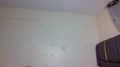 Snapshot of mona_luv1 chatting on September 2025 12:22:02 AM Mona online show from September 2025 12:22:02 AM