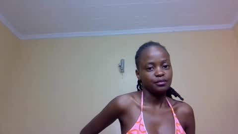 Snapshot of mona_luv1 chatting on October 2025 01:16:02 AM Mona online show from October 2025 01:16:02 AM