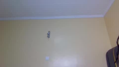 Mona online show from November 2025 07:38:02 AM