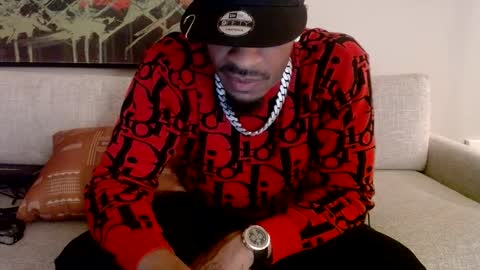 Snapshot of moneymanboy chatting on September 2025 04:49:02 AM 11nchmonster online show from September 2025 04:49:02 AM