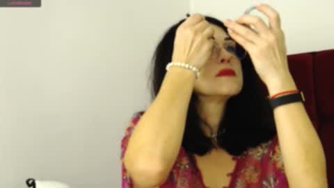 monicaluxxx online show from November 2025 11:40:02 AM