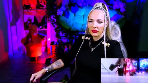 Monika online show from November 2025 11:11:02 AM