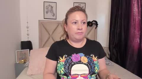 Mony online show from November 2025 11:54:01 AM