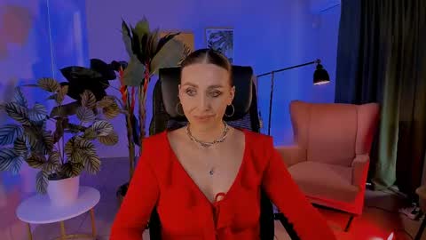 Snapshot of monicariley chatting on June 2026 03:25:01 PM monicariley online show from June 2026 03:25:01 PM
