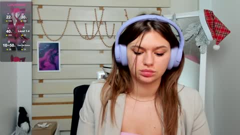 Monika online show from January 2025 05:08:01 PM