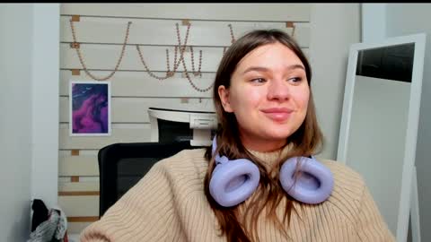 Monika online show from February 2025 08:35:02 PM