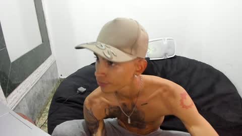 Snapshot of monkeyd_66 chatting on January 2025 03:38:01 AM monkeyd_66 online show from January 2025 03:38:01 AM