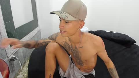 monkeyd_66 online show from January 2025 04:39:02 AM