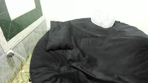 monkeyd_66 online show from February 2025 02:29:02 PM