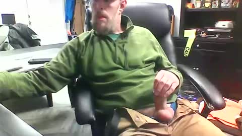 Snapshot of monkeypants0 chatting on December 2025 05:07:02 PM monkeypants0 online show from December 2025 05:07:02 PM