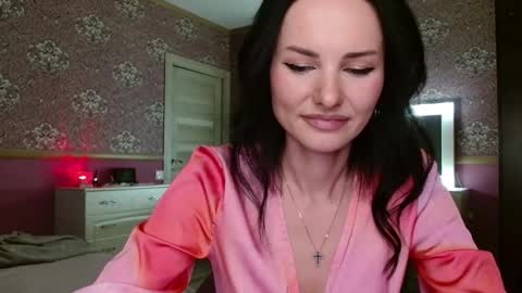 monparis_dream online show from November 2025 04:40:02 PM