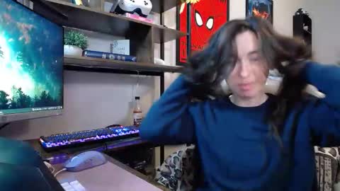 Lydia Mooney online show from December 2025 01:15:02 AM