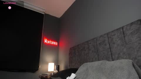 mont_777 online show from February 2026 02:45:01 AM