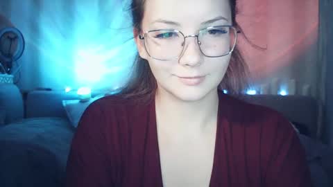 moodiemira online show from February 2026 07:48:01 PM