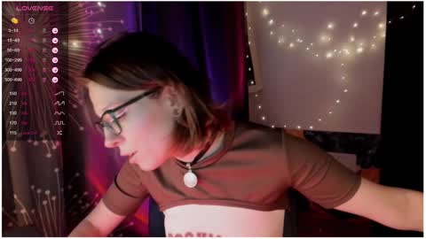 Roxy online show from December 2024 11:03:01 PM