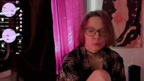 Roxy online show from October 2025 08:00:02 PM