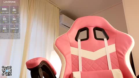 Lola online show from February 2025 12:36:02 PM