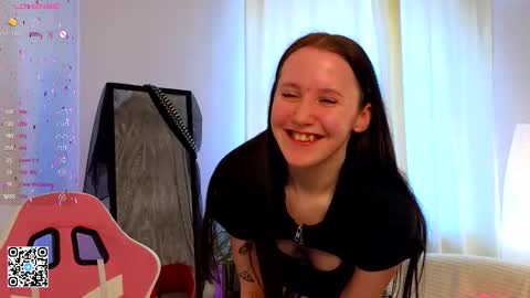 Lola online show from February 2025 10:04:02 AM