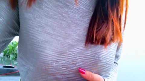 Snapshot of moon_blue222 chatting on December 2024 09:38:02 PM Tamara Bela your favorite lover from Colombia online show from December 2024 09:38:02 PM